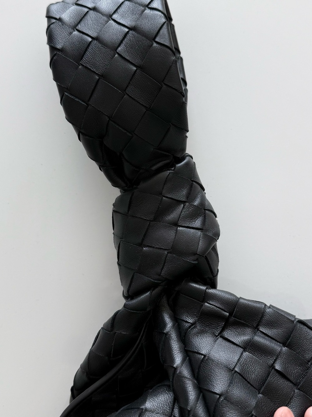 Bottega Veneta Black Intrecciato Knot Pouch bag_authentic - Picture 4 of 9